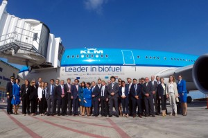 Delegation on first biofuel flight KLM